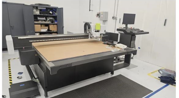 Esko Kongsberg XL 24 digital cutting table